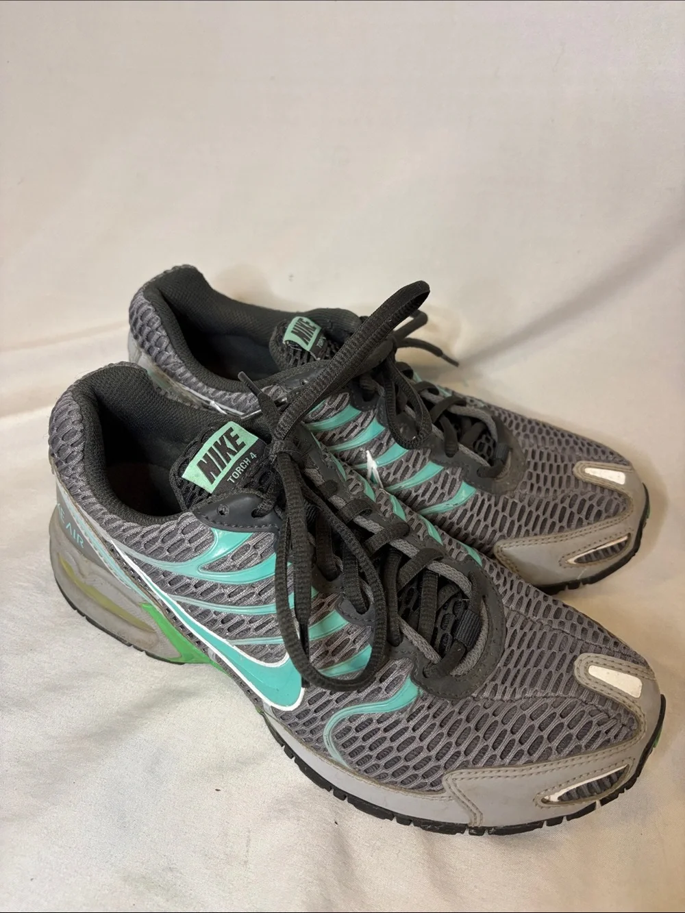 Nike Torch 4-Women's Gray Green Air Max Running Shoes Size 7.5